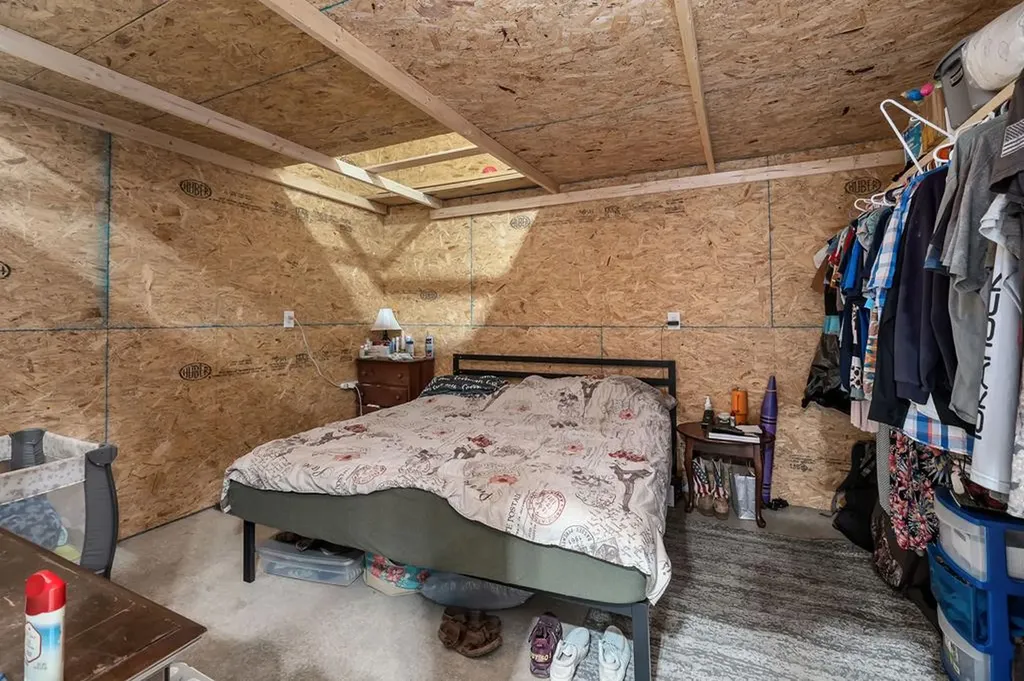 2222 Hilham Highway Hilham TN 38568