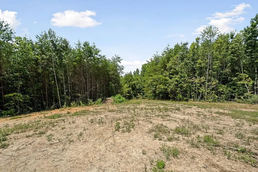 2222 Hilham Highway Hilham TN 38568