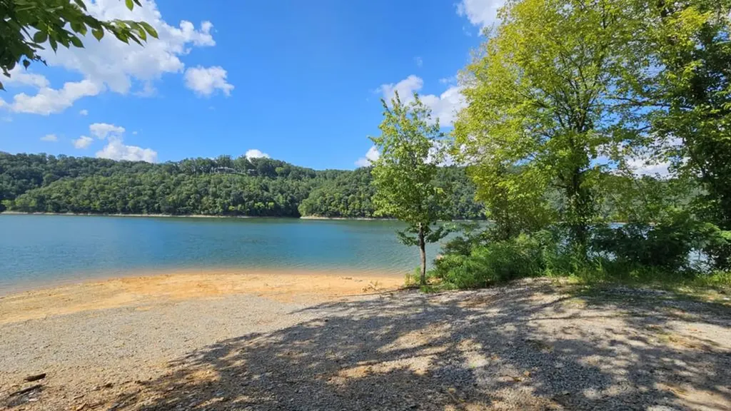 182 Mayberry Drive Smithville TN 37166