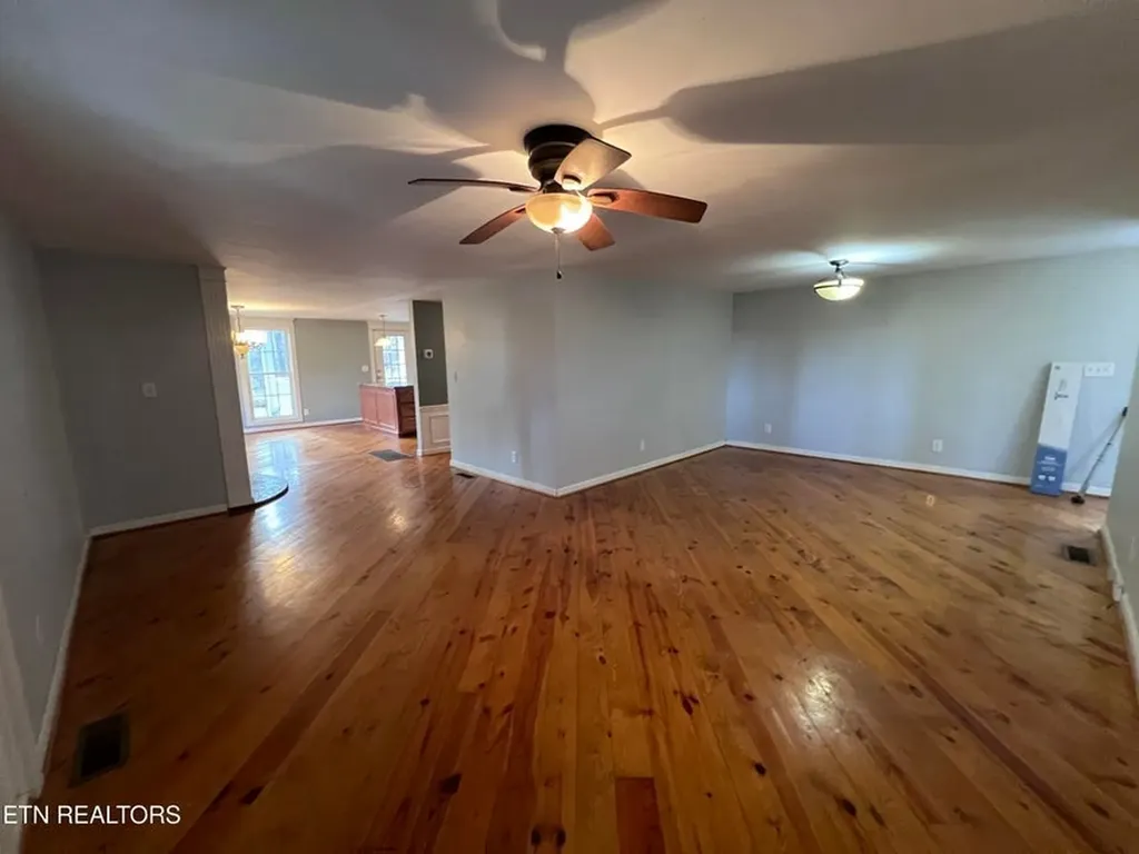 1028 Kennedy Drive Jamestown TN 38556