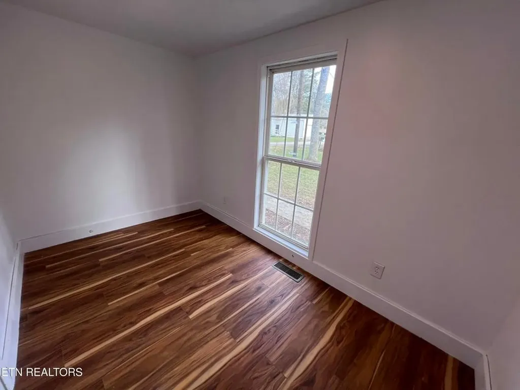 1028 Kennedy Drive Jamestown TN 38556