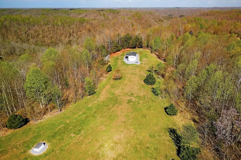 1772 S Fork Road Whitleyville TN 38588