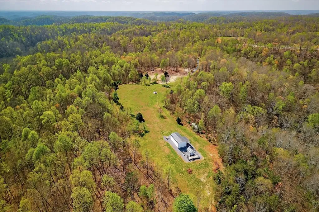 1772 S Fork Road Whitleyville TN 38588