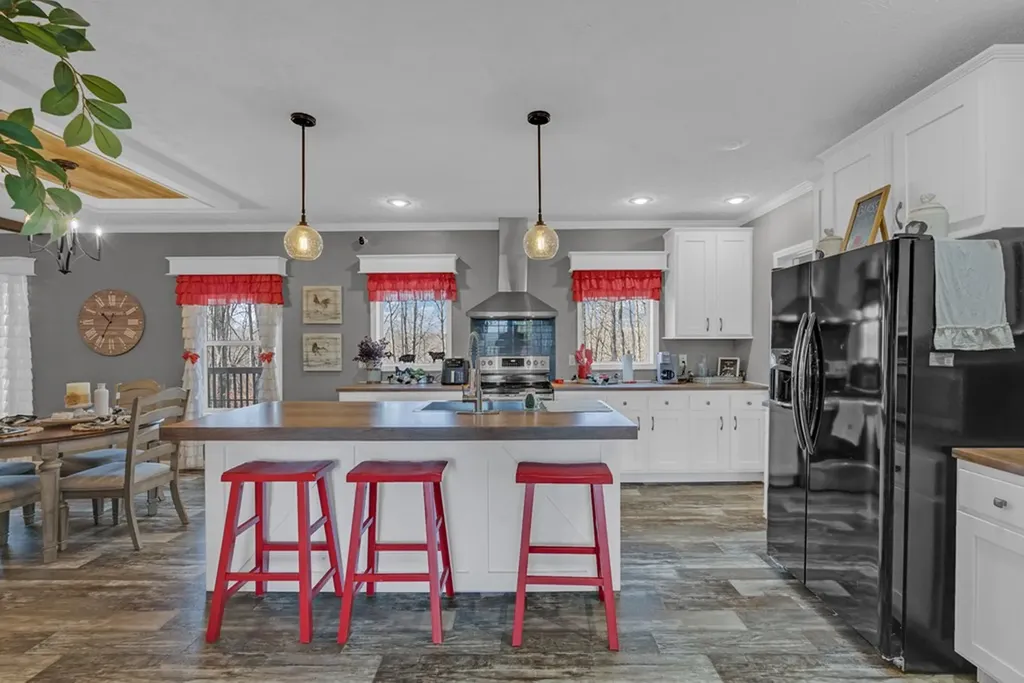 15000 SE Dodson Branch Highway Cookeville TN 38501