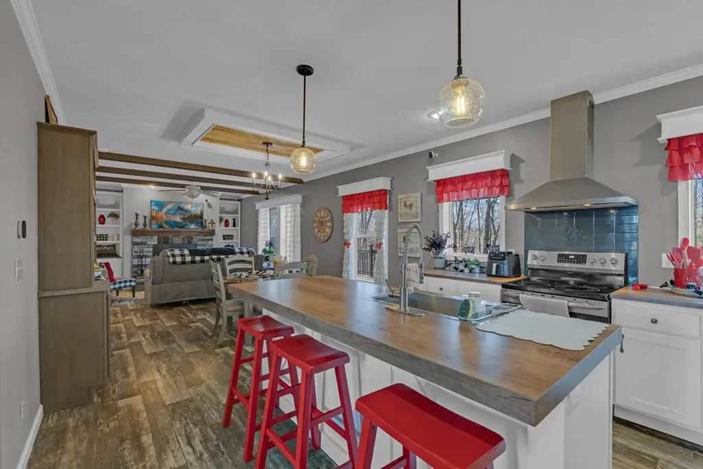 15000 SE Dodson Branch Highway Cookeville TN 38501