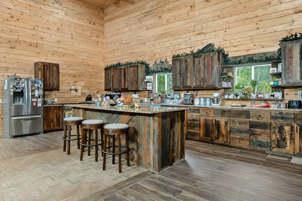 3506 Burgess Falls Road Cookeville TN 38506