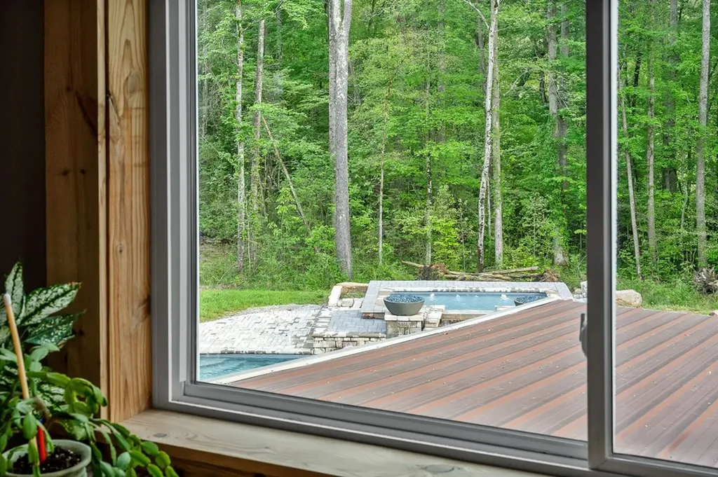 3506 Burgess Falls Road Cookeville TN 38506