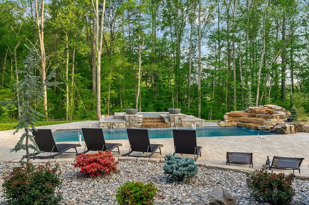 3506 Burgess Falls Road Cookeville TN 38506