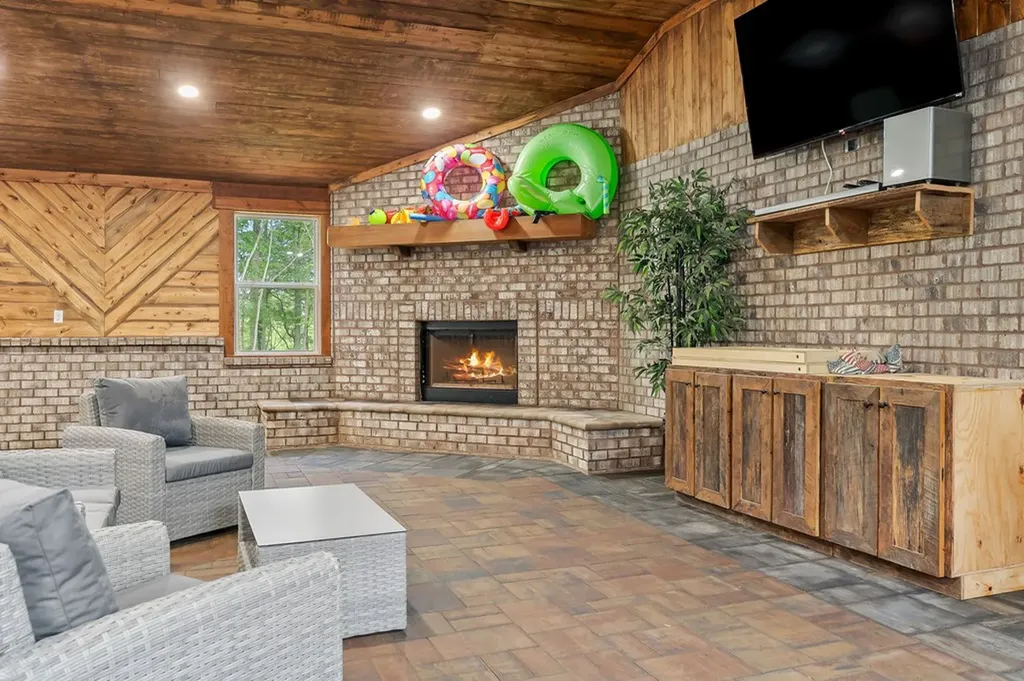 3506 Burgess Falls Road Cookeville TN 38506