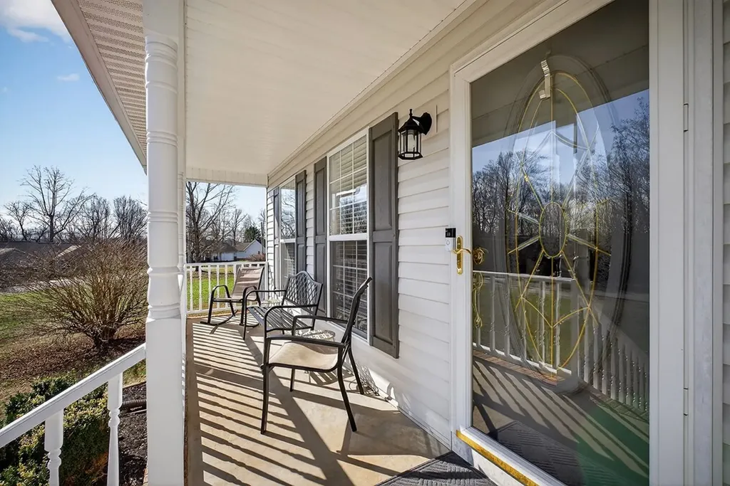 1522 E Riverside Drive Cookeville TN 38501