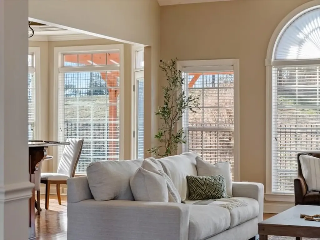 927 Westbrook Drive Gallatin TN 37066