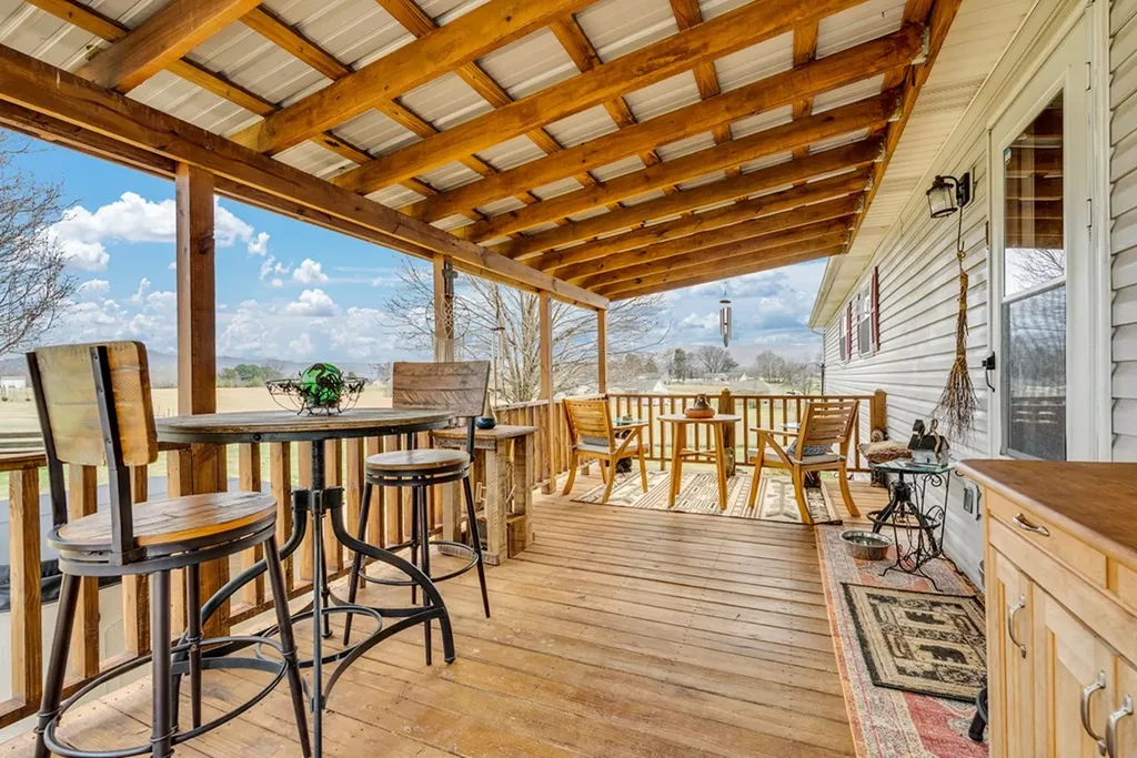 568 Brock Lane Sparta TN 38583