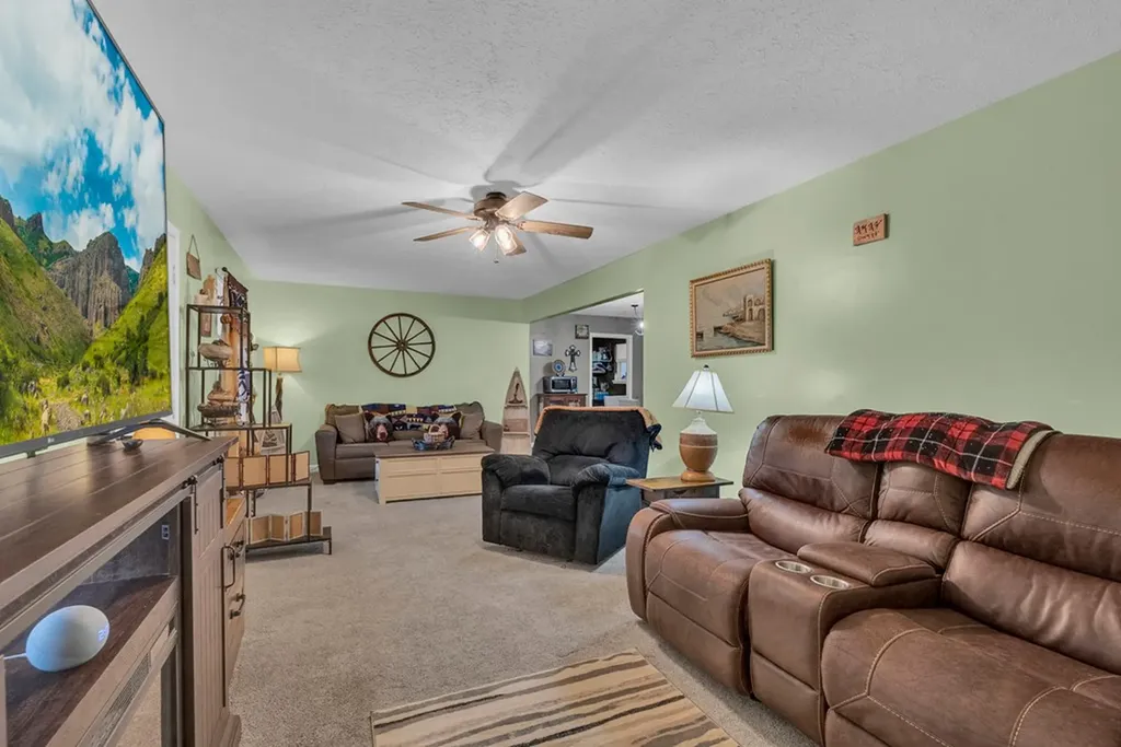 568 Brock Lane Sparta TN 38583