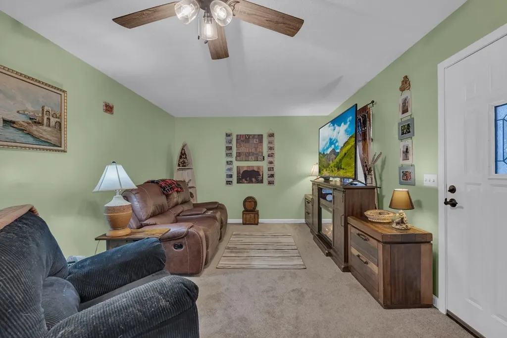 568 Brock Lane Sparta TN 38583