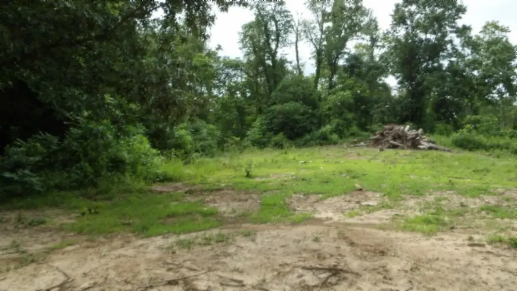 51.30AC Livingston Highway Byrdstown TN 38549