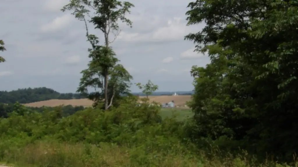 51.30AC Livingston Highway Byrdstown TN 38549