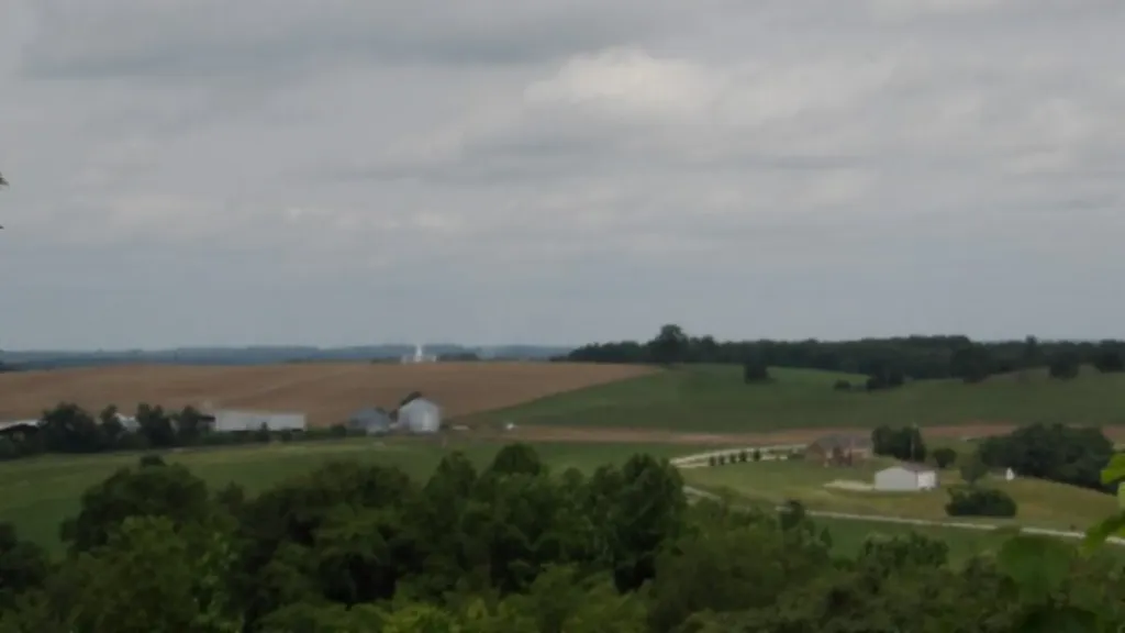 51.30AC Livingston Highway Byrdstown TN 38549
