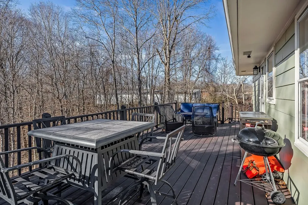 94 Cummins Court Celina TN 38551