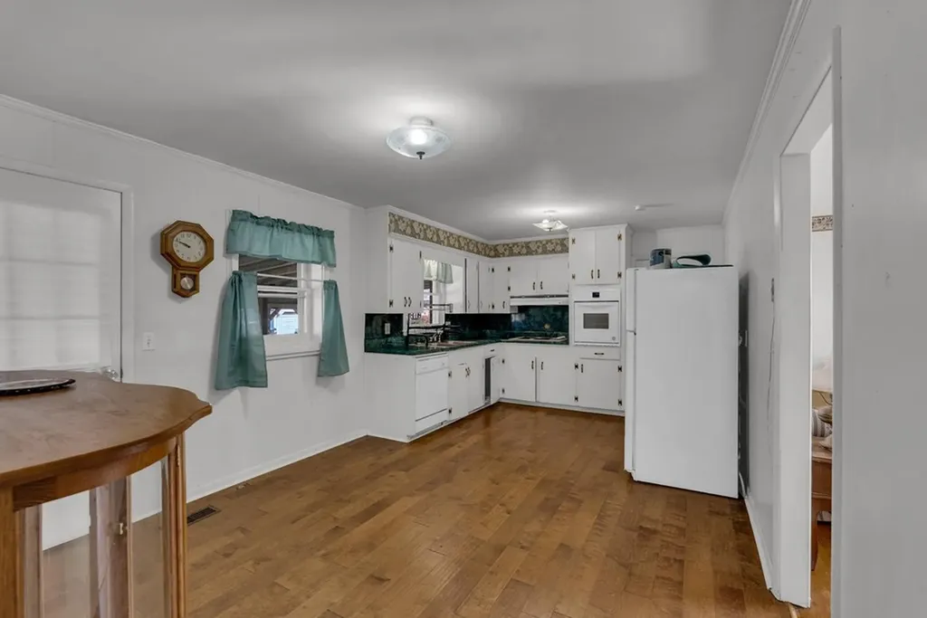 461 County House Road Sparta TN 38583