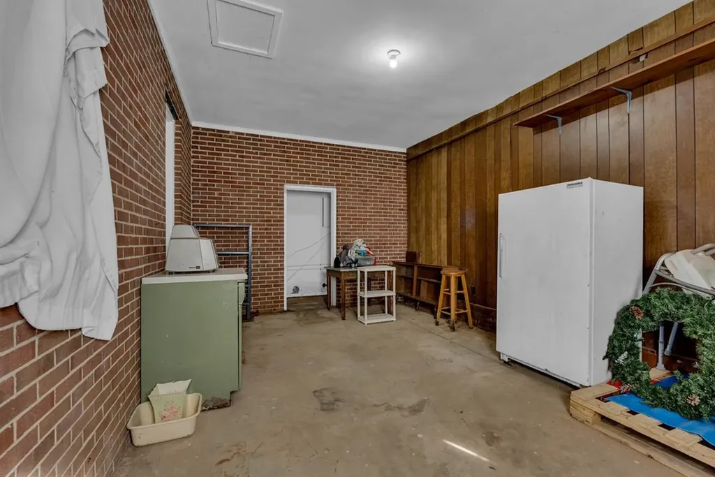 461 County House Road Sparta TN 38583