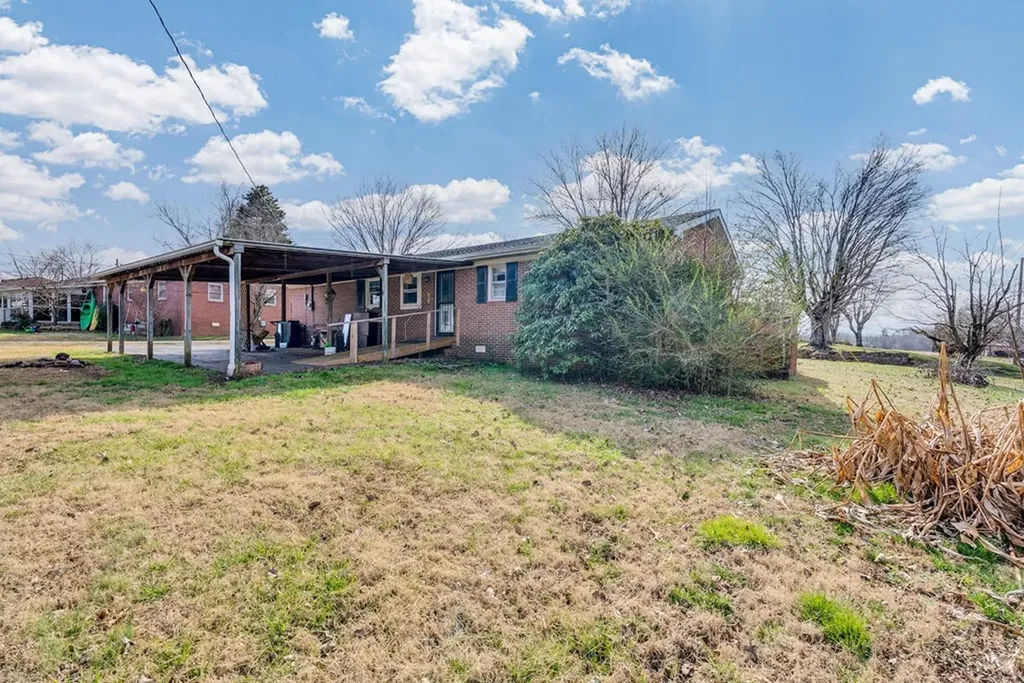 461 County House Road Sparta TN 38583