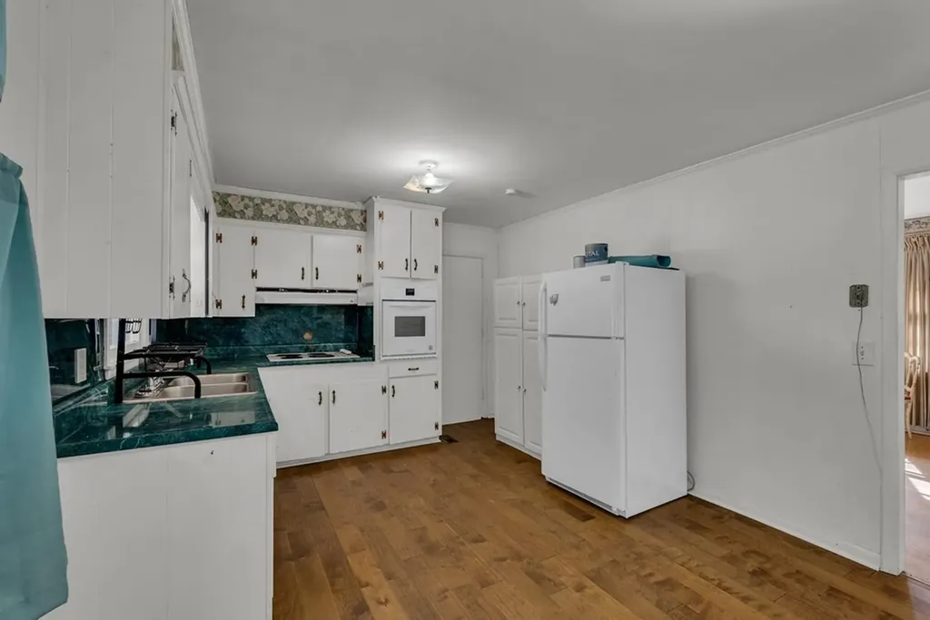 461 County House Road Sparta TN 38583