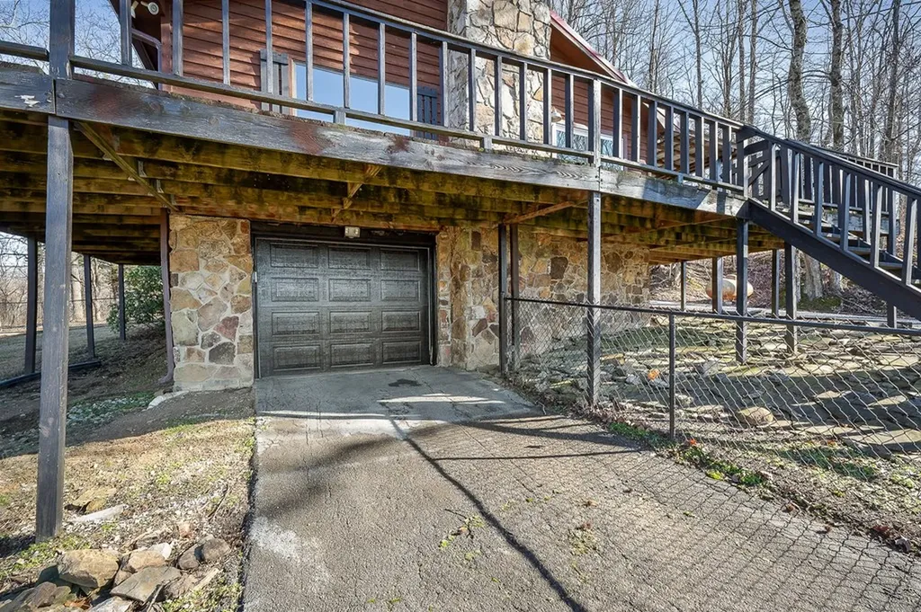 7927 Rocky Point Road Cookeville TN 38506