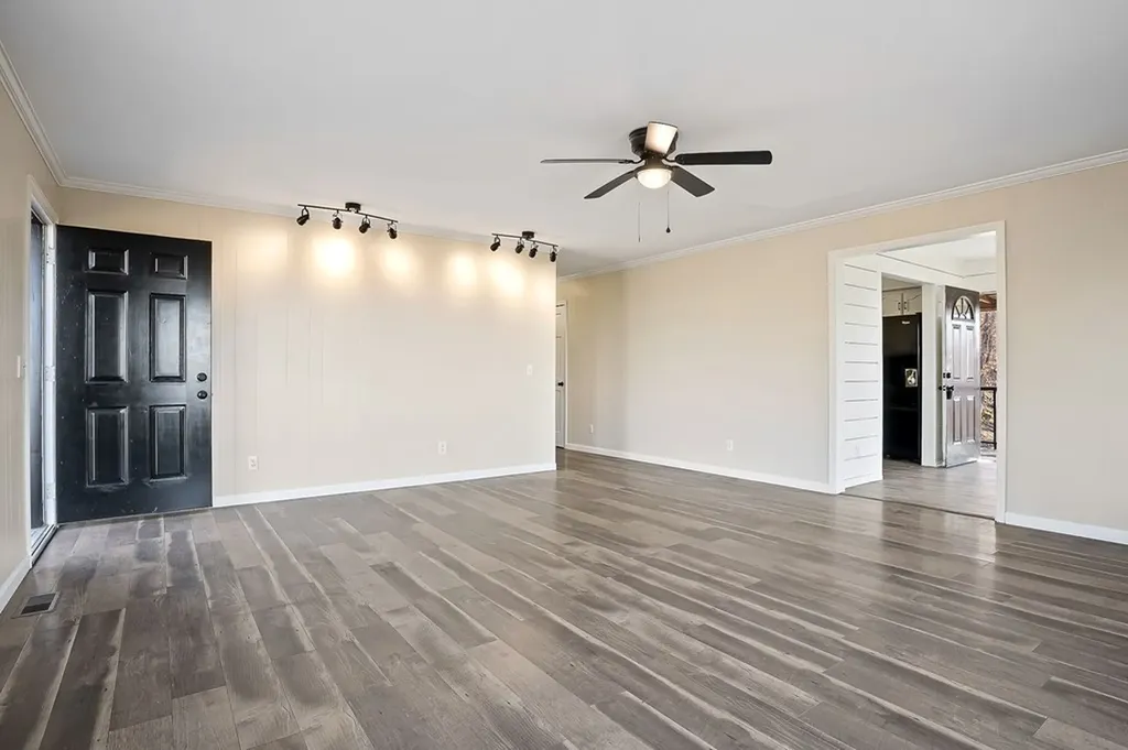 7927 Rocky Point Road Cookeville TN 38506