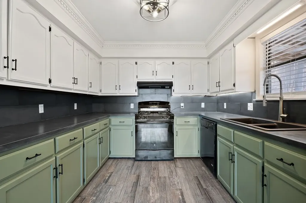 7927 Rocky Point Road Cookeville TN 38506