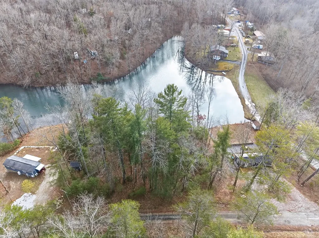 0 Hickory Hollow Crossville TN 38572