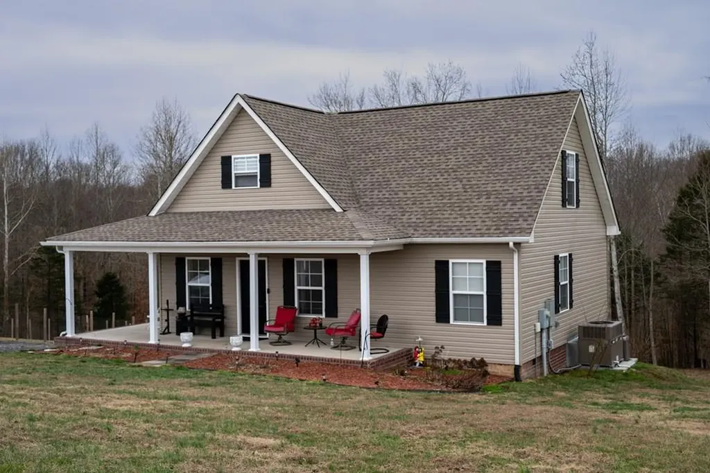 828 Kirbytown Road Lafayette TN 37083
