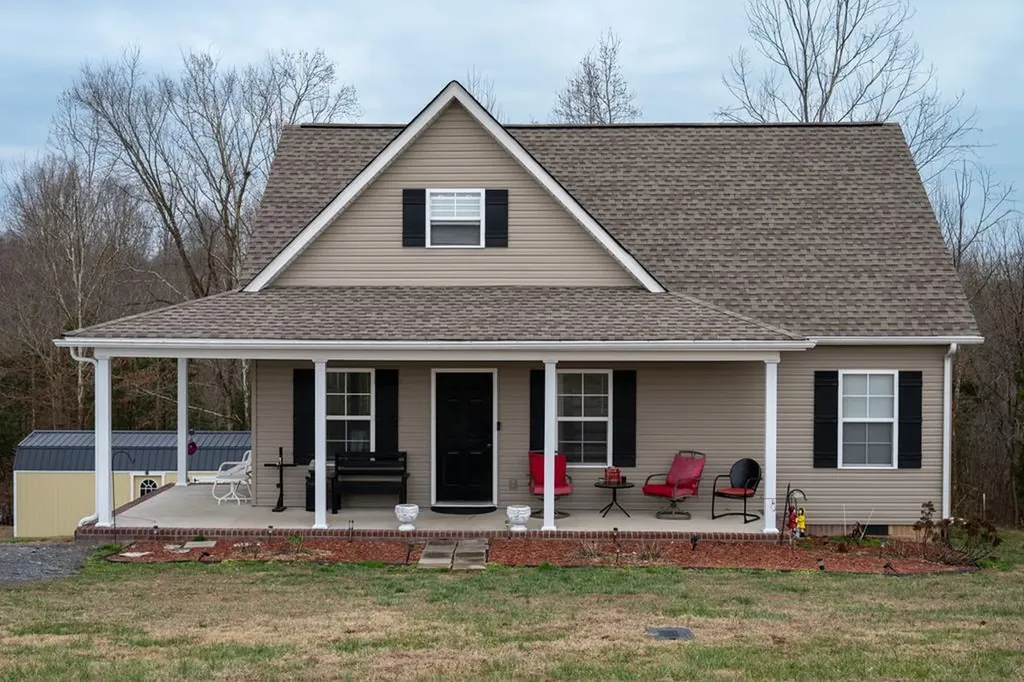 828 Kirbytown Road Lafayette TN 37083