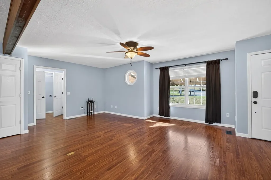 4052 Elwin Drive Cookeville TN 38501