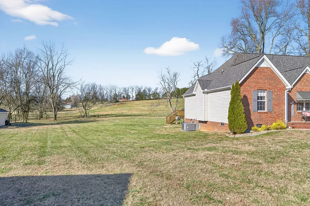 4052 Elwin Drive Cookeville TN 38501