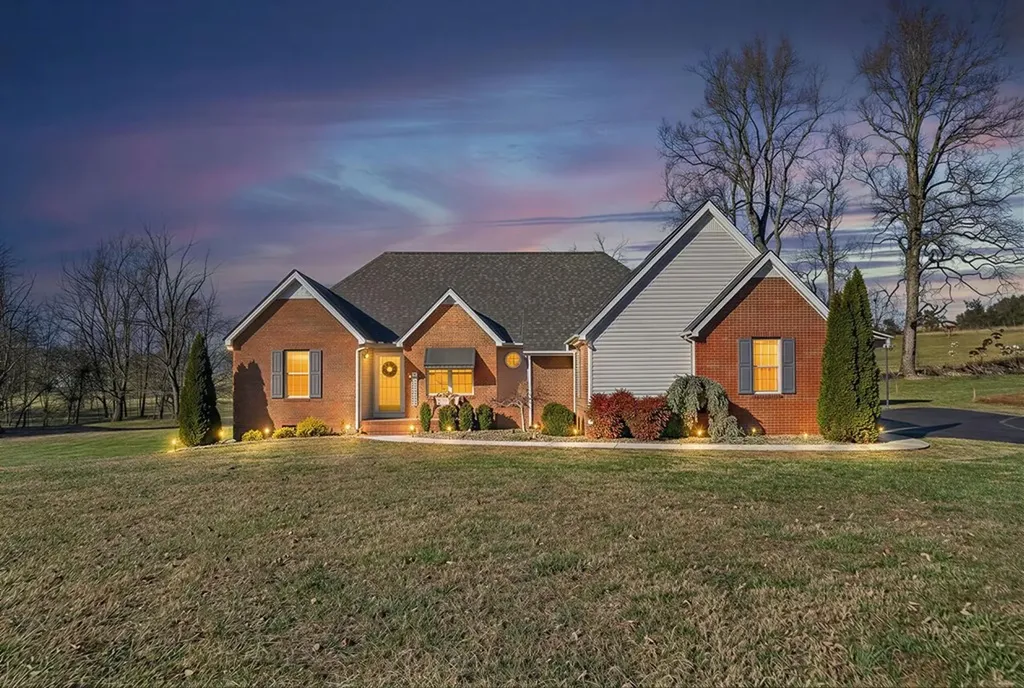 4052 Elwin Drive Cookeville TN 38501