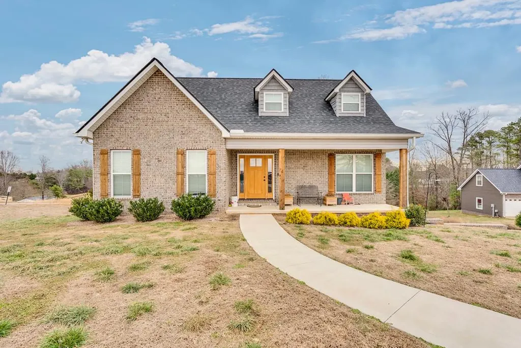 820 S Bunker Hill Road Sparta TN 38583