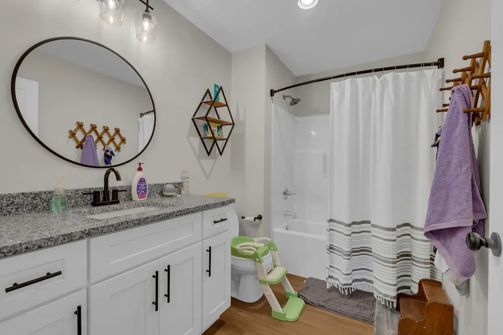 820 S Bunker Hill Road Sparta TN 38583