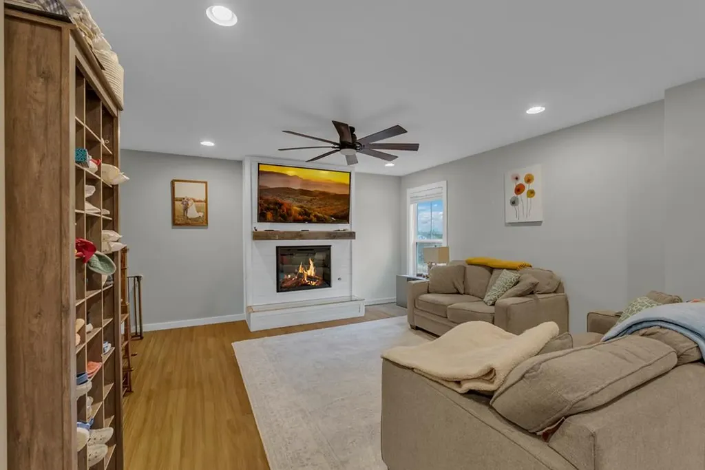 820 S Bunker Hill Road Sparta TN 38583