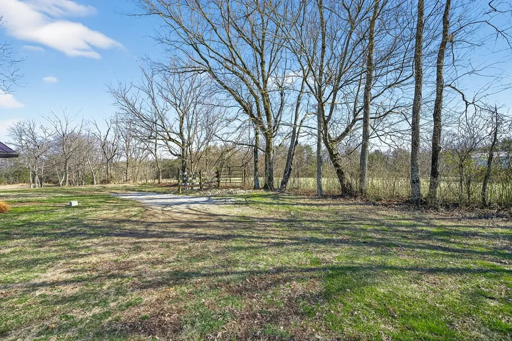 2490 Chestnut Hill Road Crossville TN 38571