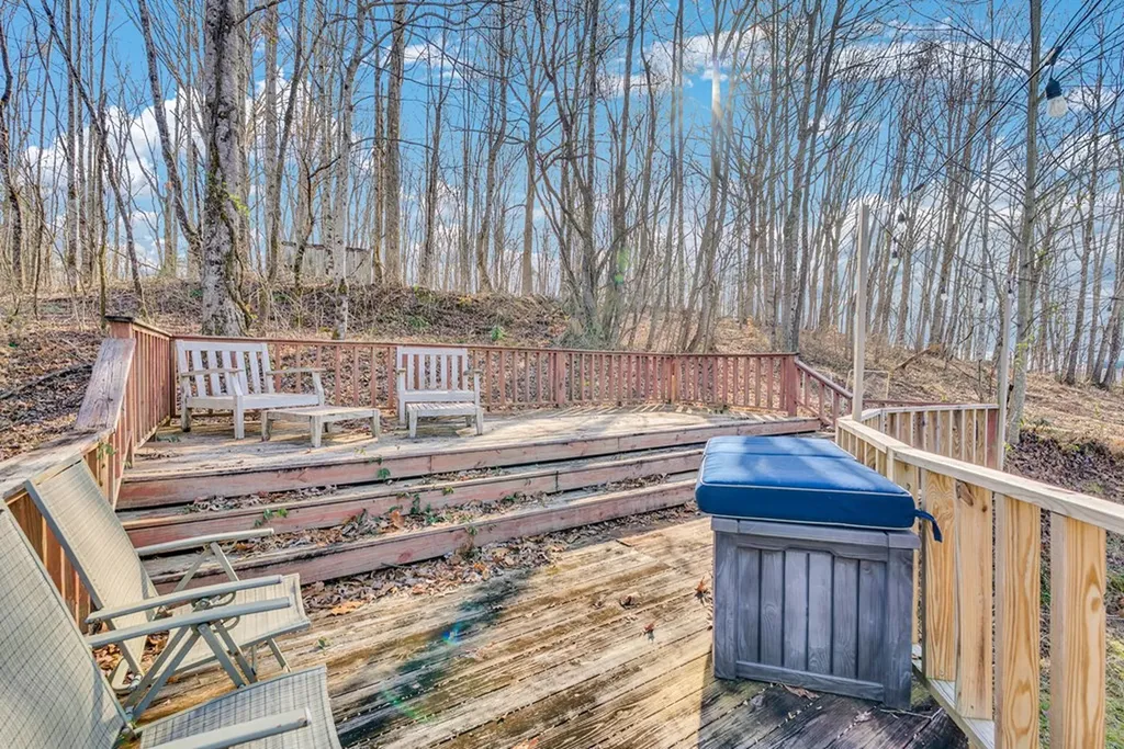 174 Copeland Road Sparta TN 38583