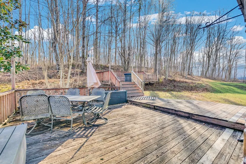 174 Copeland Road Sparta TN 38583