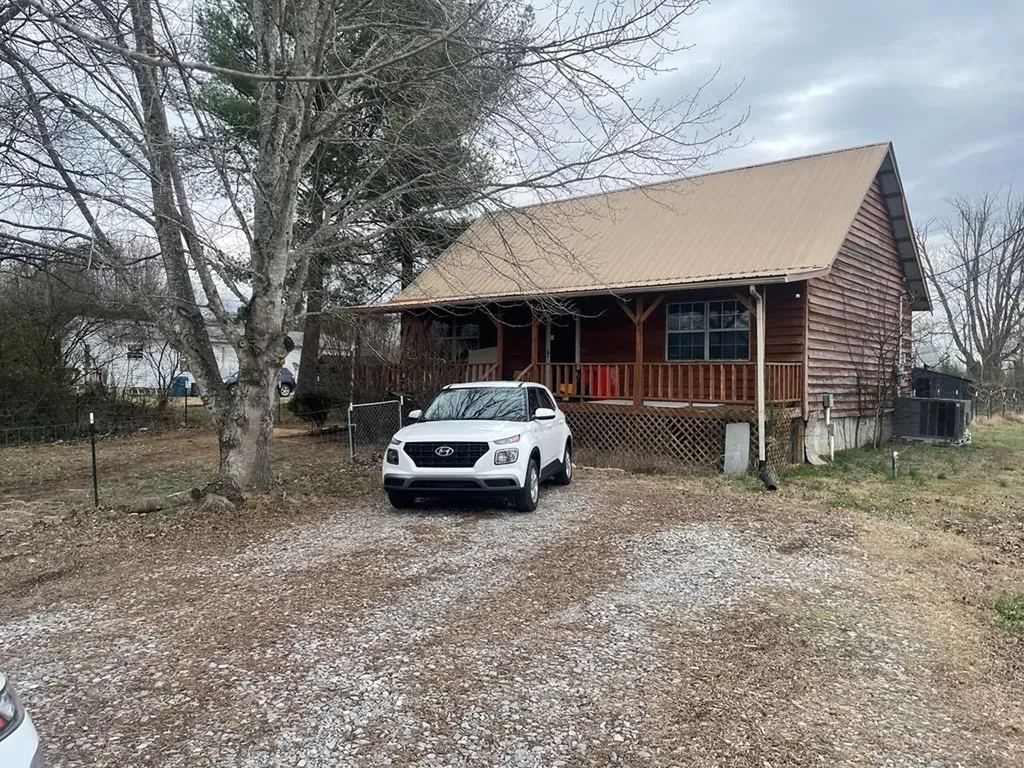 531 1st Avenue N Baxter TN 38544