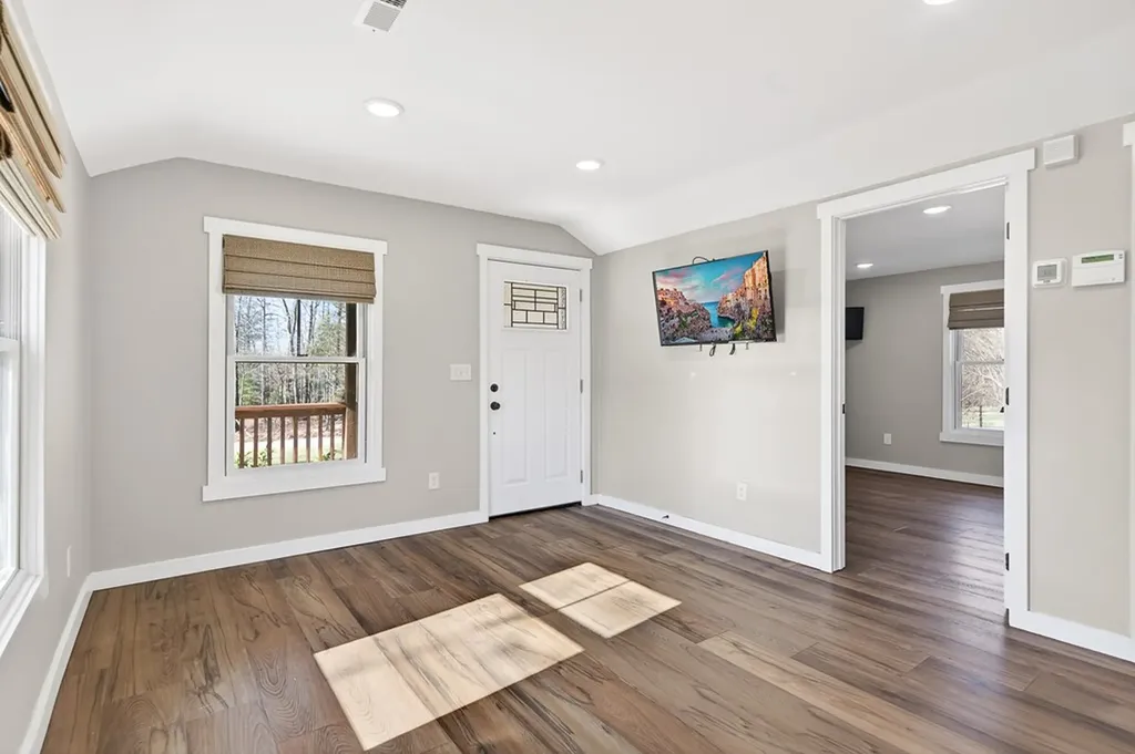 2496 Chestnut Hill Road Crossville TN 38571