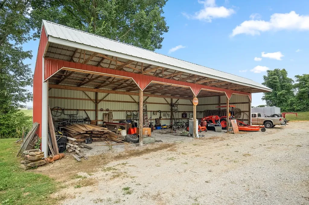 822 Old Smithville Highway N Sparta TN 38583