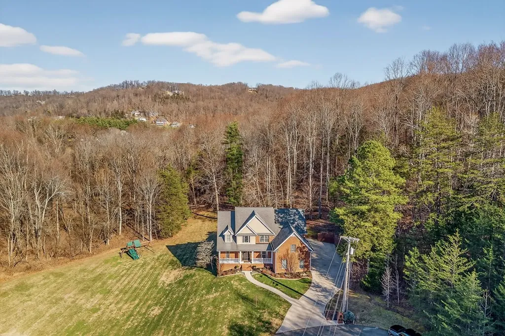380 New Heritage Drive Cookeville TN 38506