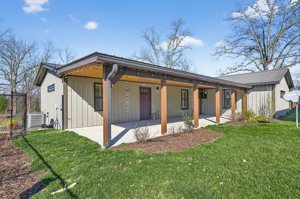 2490 & 2496 Chestnut Hill Road Crossville TN 38571