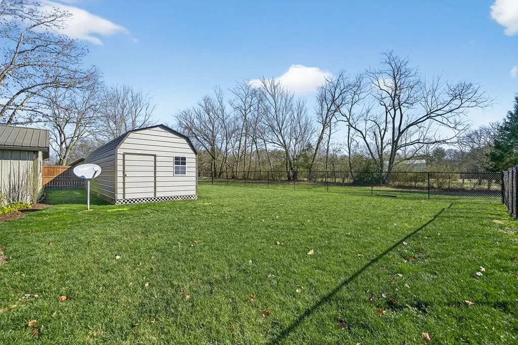 2490 & 2496 Chestnut Hill Road Crossville TN 38571