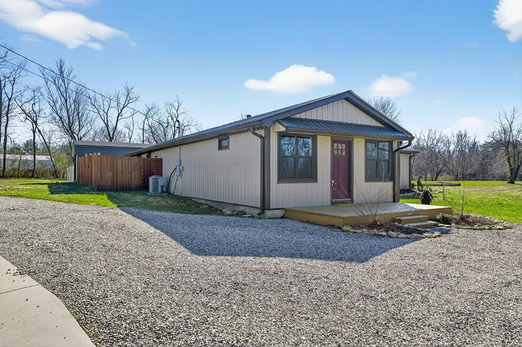 2490 & 2496 Chestnut Hill Road Crossville TN 38571