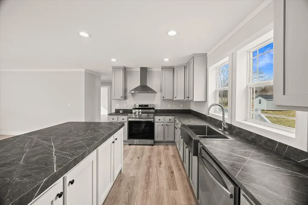 1620 Anna Maria Lane Cookeville TN 38501