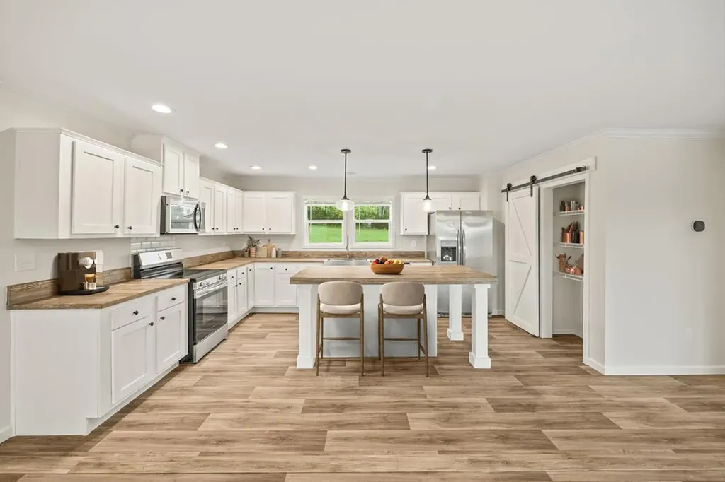 1540 Anna Maria Lane Cookeville TN 38501